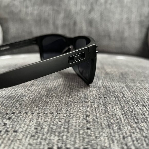 Oakley Holbrook Sunglasses 009102 Black Lenses-Black Matte Frame - Picture 5 of 14